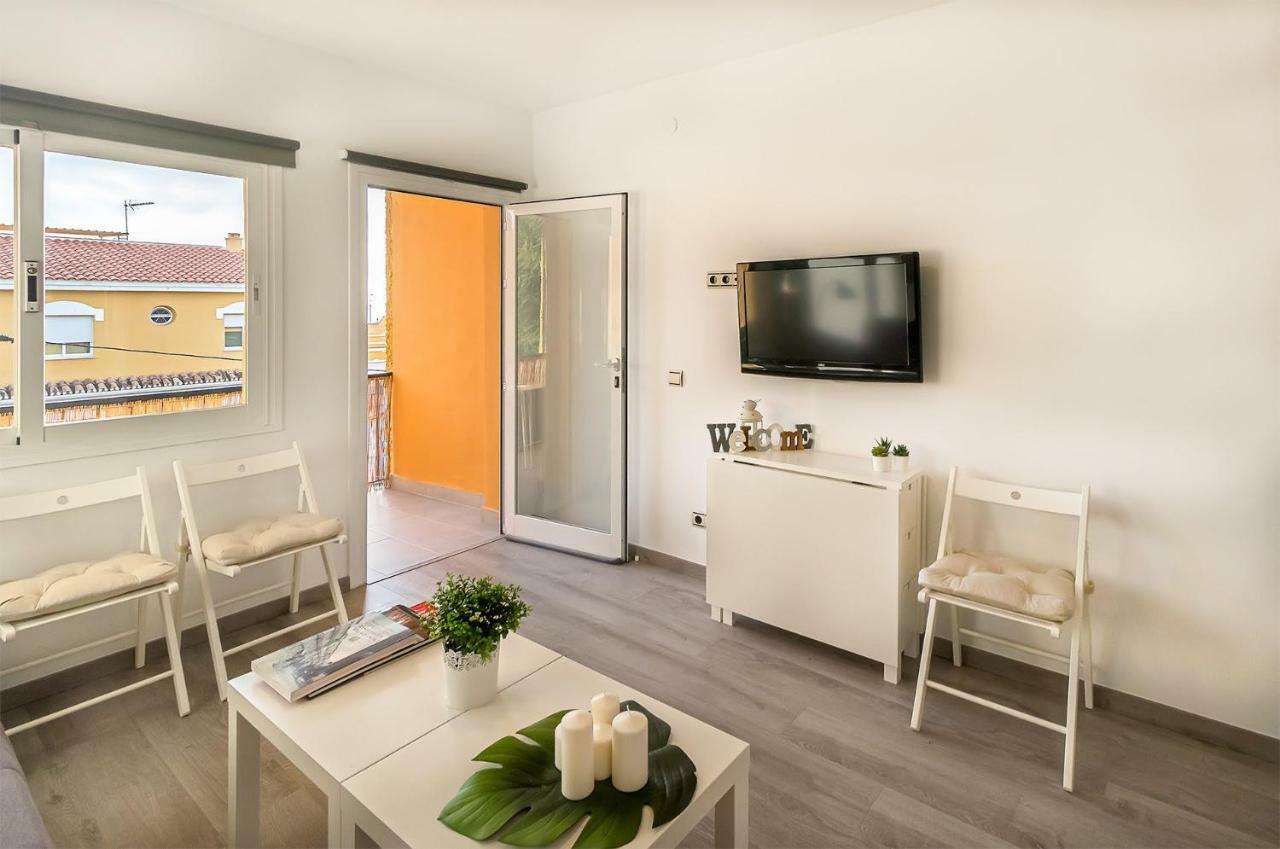 Apartamento Los Tres Soles Malaga Luaran gambar